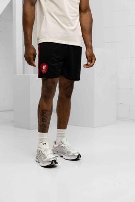 Liverpool Uit Broekje Senior 2025/2026 - Maat L - Kleur: RoodZwart | Soccerfanshop