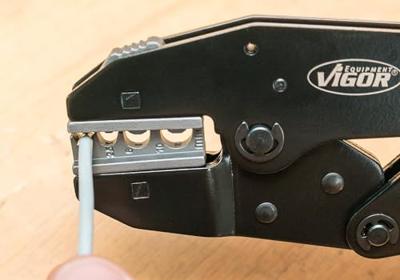 Vigor V2499 Krimptangset 6-delig Geïsoleerde kabelschoenen, Ongeïsoleerde, gesloten kabelschoenen, Open, ongeïsoleerde kabelschoenen, Adereindhulzen 0.5 tot 10 Vigor V2499 Krimptangset 6-delig Geïsoleerde kabelschoenen, Ongeïsoleerde, gesloten kabelschoenen, Open, ongeïsoleerde kabelschoenen, Adereindhulzen 0.5 tot 10