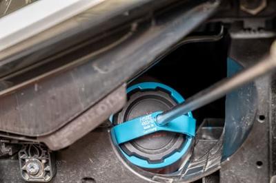 HAZET Verwijdergereedschap · deksel overlooptank koelmiddel · VAG 4803-2 · 3/8 inch (10 mm) vierkant hol · 92 mm