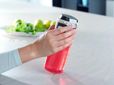 Leifheit 3263 flip tritan drinkfles 550 ml rood Leifheit 3263 flip tritan drinkfles 550 ml rood