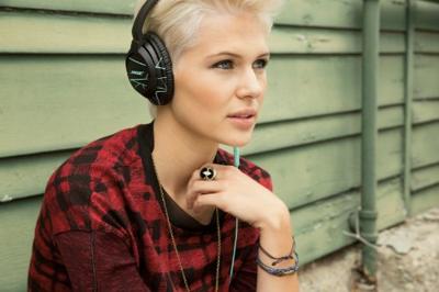 Bose ® SoundTrue Around-Ear-koptelefoon zwart/mint