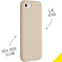 Accezz Liquid Silicone voor Apple iPhone SE (2022 / 2020) / 8 / 7 Telefoonhoesje Bruin - thumbnail