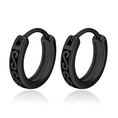 LGT JWLS RVS Heren Oorringen zwart met tribal motief LGT JWLS RVS Heren Oorringen zwart met tribal motief