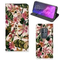 Motorola One Zoom Smart Cover Flowers - thumbnail