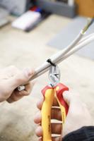 WIHA Professional Electric Zijkniptang met DynamicJoint® Z12106 140 mm - thumbnail