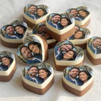 Chocolade bonbons hart met foto - 12 stuks - thumbnail