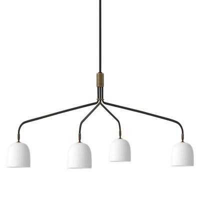 Gubi Howard Kroonluchter - 4 Arm Long - Wit