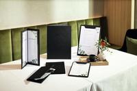 Sigel SM203 Menumap DIN A5 1 stuk(s) Incl. 2 dubbele transparante hoezen voor 8 paginas, Rubberen binding Zwart - thumbnail