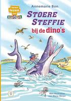 Stoere Steffie bij de dino's (Hardback) - thumbnail