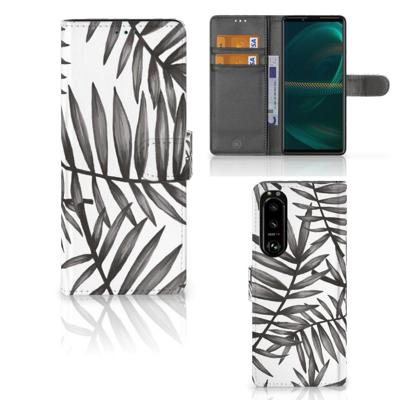 Sony Xperia 5III Hoesje Leaves Grey Sony Xperia 5III Hoesje Leaves Grey