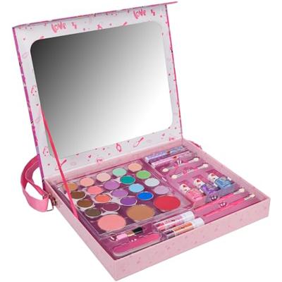 Create it beauty case 36 delig om makkelijk mee te nemen