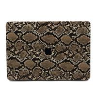 Lunso MacBook Pro 13 inch M1/M2 (2020-2022) cover hoes - case - Snake Pattern Brown - thumbnail