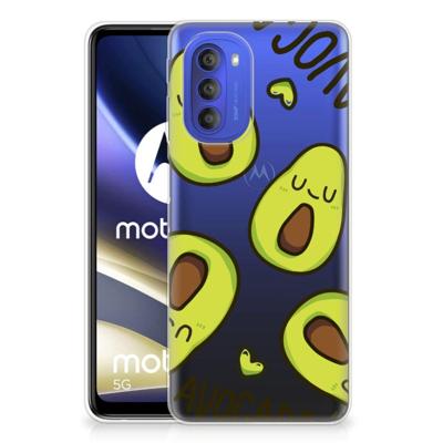 Motorola Moto G51 5G Telefoonhoesje met Naam Avocado Singing Motorola Moto G51 5G Telefoonhoesje met Naam Avocado Singing