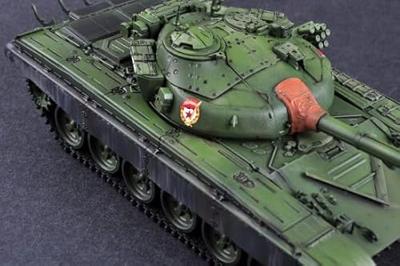 Trumpeter 1/35 Russian T-72B MBT