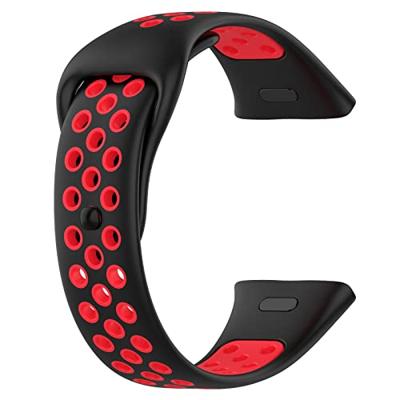 By Qubix - Siliconen sportband - Zwart met rood - Compatible met Xiaomi Redmi Watch 3 - Compatible Xiaomi bandje