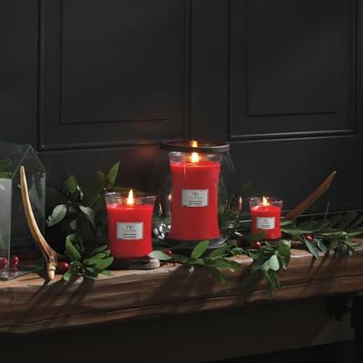 WoodWick crimson berries mini candle