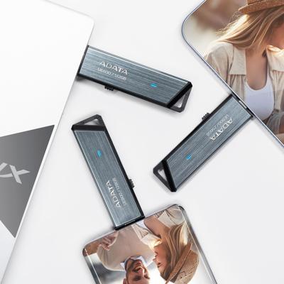 USB stick Adata ELITE UE800 2 TB Zilverkleurig