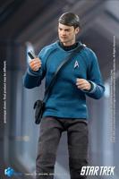 Star Trek 2009 Exquisite Super Series Actionfigur 1/12 McCoy 16 cm - thumbnail