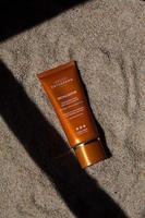 Institut Esthederm Bronz Repair Protective Anti-Wrinkle and Firming Face Cream Extreme Sun*** - thumbnail