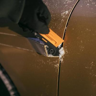 Fiskars Solid Dubbele ijskrabber voor de auto - 1078497