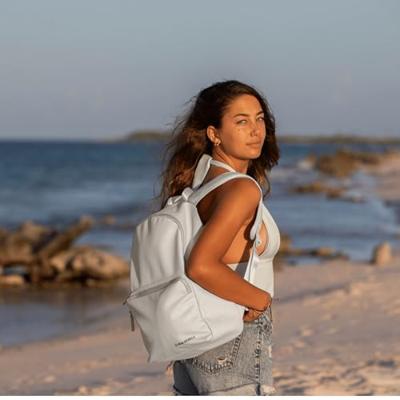 New Rebels Harper Providence Beige 12L Rugzak Waterafstotend Laptop 11.6" - thumbnail