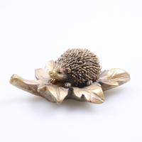 Season Inspired Decoration Beeld egel op blad goud l10cm - thumbnail