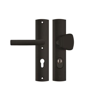 AXA AXA Curve Plus veiligheidsbeslag voordeur gebogen schild S-knop/Blok-kruk PC72 met kerntrekbeveiliging SKG3 - aluminium/zwart AXA AXA Curve Plus veiligheidsbeslag voordeur gebogen schild S-knop/Blok-kruk PC72 met kerntrekbeveiliging SKG3 - aluminium/zwart