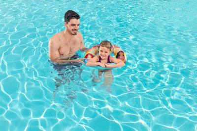 Bestway Opblaasbare Zwemring Disney Prinsessen D56 cm 3 tot 6 Jaar Strand en Zwembad 91043