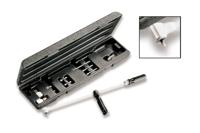 Beta Haakse schroevendraaier (90°) lange uitvoering, met bits in kunststof koffer. 1439K7 - 014390101 - thumbnail