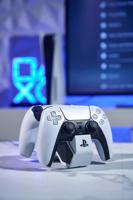 Power A Dual Charging Laadstation controller PS5, PS5 Pro, PS5 Slim - thumbnail