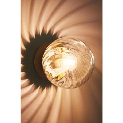 Wandlamp messing met glazen kap E14 fitting & schakelaar 'Chisell' Wandlamp messing met glazen kap E14 fitting & schakelaar 'Chisell'