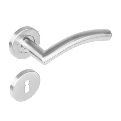 Deurkruk 1276 Lisa 90°op rond rozet staal met 7mm nok met sleutelgat plaatjes RVS