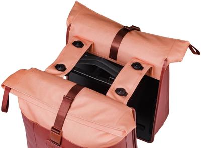 Dubbele fietstas Basil Vive MIK 28-35L 14 x 30 x 38 cm - bordeaux/roze