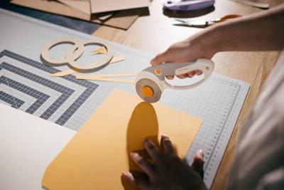 Fiskars rolmes, rechts- & linkshandig, 1 stuk - thumbnail