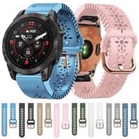 By Qubix - Flower siliconen bandje - Beige - Compatible met Garmin Fenix 7s/6s/5s / Instinct 2s / Epix Pro Gen 2 (42mm) - Compatible Garmin bandje - Bandbreedte: 20mm - thumbnail