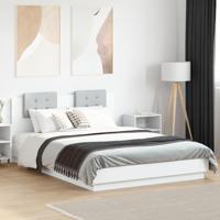 Bedframe met hoofdbord bewerkt hout wit 140x200 cm - thumbnail