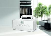Muse M-28 NY CD-radio draagbaar, PLL FM-radio, MW-tuner, zendergeheugen, USB, MP3-weergave, werkt op netstroom of op batterijen, New York RDW RDW - thumbnail