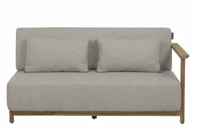 Apple Bee | Loungebank St. Lucia 2-zits Links