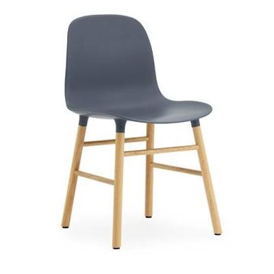 Normann Copenhagen Form eetkamerstoel Blue vierpoot eikenhout Normann Copenhagen Form eetkamerstoel Blue vierpoot eikenhout