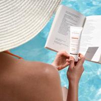 Institut Esthederm Sun Reflets de Soleil Photo Regul Soin Protecteur Unificateur *** - thumbnail