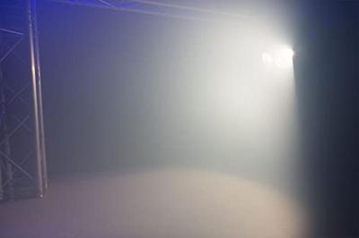 Beamz BTF300Z wit fresnel