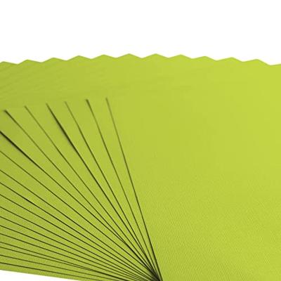 Florence • cardstock papier 216g textuur 30,5x30,5cm lime 20x