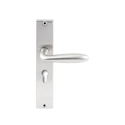 Hardbrass Deurkruk Istanbul op rechthoekig langschild profielcilindergat 55mm - RVS Hardbrass Deurkruk Istanbul op rechthoekig langschild profielcilindergat 55mm - RVS