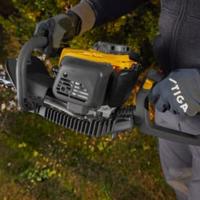 Stiga HT 525 Elektrische Heggenschaar | 22,5 cc | 0,65 kW | 2-takt | 46 cm | 35 mm 252421008/ST2 - thumbnail