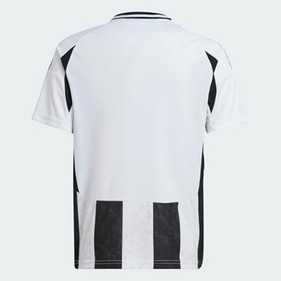 Juventus Shirt Thuis Junior 2024/2025 - Maat 128 - Kleur: WitZwart | Soccerfanshop Juventus Shirt Thuis Junior 2024/2025 - Maat 128 - Kleur: WitZwart | Soccerfanshop