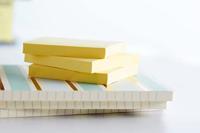 Post-It Notes, 100 vel, ft 76 x 102 mm, geel, pak van 12 blokken - thumbnail