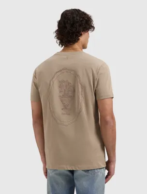 Pure Path Embroidered Vase T-Shirt Heren Lichtbruin - Maat S - Kleur: Lichtbruin | Soccerfanshop