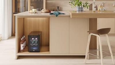 Tristar Flessenkoeler Energielabel: E (A - G) 17 l Staand apparaat Zwart