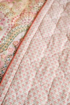 Pip Studio Pip Studio Jabali Flower Quilt - Koraalrood 150x200 cm