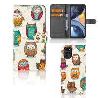 Motorola Moto G22 | Telefoonhoesje | Met pasjeshouder | Vrolijke Uilen - thumbnail